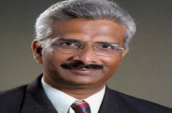 Exclusive : मराठा समाजाच्या आग्रहामुळे फडणवीस सरकारने युक्तिवादापासून रोखले, महाधिवक्ते आशुतोष कुंभकोणींचा गौप्यस्फोट Exclusive : मराठा समाजाच्या आग्रहामुळे फडणवीस सरकारने युक्तिवादापासून रोखले, महाधिवक्ते आशुतोष कुंभकोणींचा गौप्यस्फोट