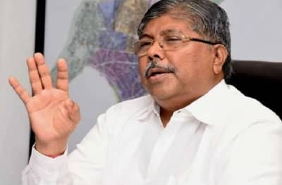 कंगना रनौतचा विषय महाराष्ट्रात कोणी सुरु केला?, चंद्रकांत पाटलांचा मुख्यमंत्र्यांना सवाल