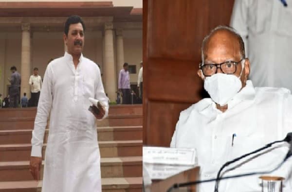 शरद पवारांनी मराठा आरक्षणामध्ये मध्यस्थी करावी, खासदार संभाजीराजेंची मागणी