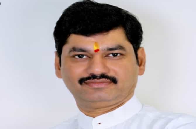 धनंजय मुंडेंविरोधातील बलात्काराची तक्रार पोलिसांनी नाकारली; रेणू शर्मा यांचं पोलीस आयुक्तांनाच पत्रं