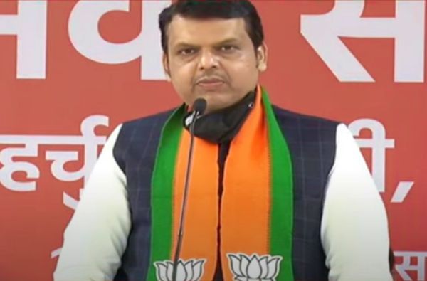 उद्धवजी बदलले, पण इतके? 25 वर्षे सोबत होतो याचं वाईट वाटतंय : देवेंद्र फडणवीस उद्धवजी बदलले, पण इतके? 25 वर्षे सोबत होतो याचं वाईट वाटतंय : देवेंद्र फडणवीस
