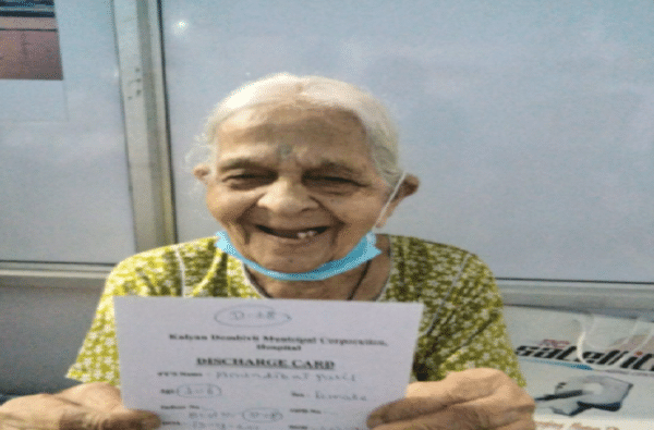 106 व्या वर्षी कोरोनाला धोबीपछाड, डोंबिवलीच्या 'आनंदी' आजींचं आदित्य ठाकरेंकडून अभिनंदन