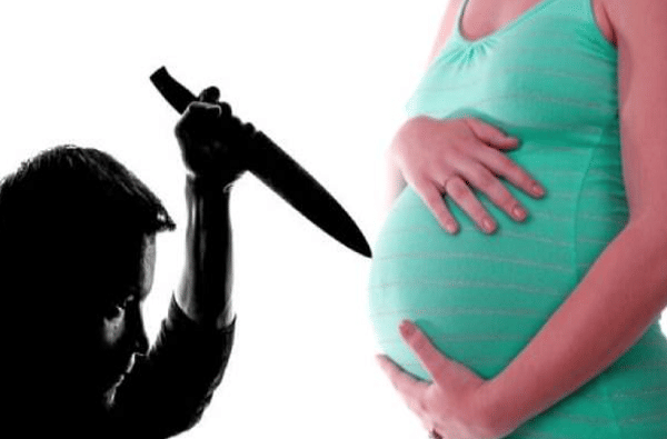 गर्भाचं लिंग तपासण्यासाठी बायकोचं पोट फाडलं, उत्तर प्रदेशमधील पाच मुलींच्या बापाचं कृत्य