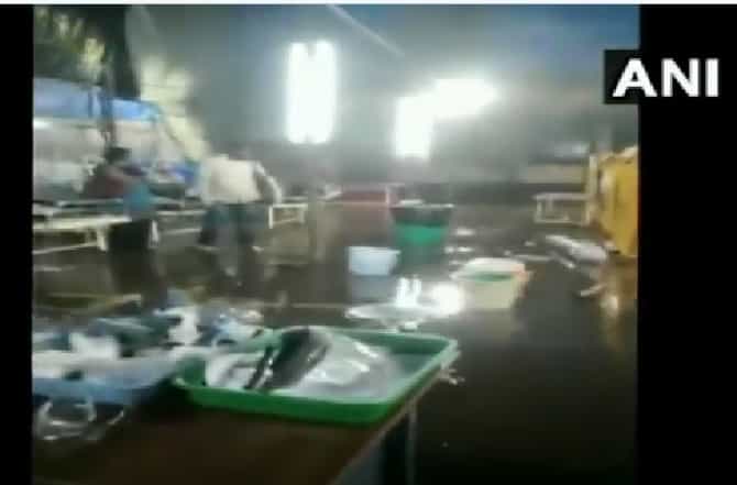 Mumbai Rains | नायर हॉस्पिटलमध्ये गुडघाभर पाणी, ओपीडीत पाणी शिरल्याने दाणादाण