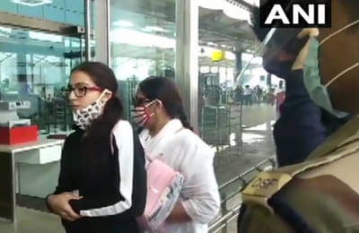 Bollywood Drug Connection | सारा अली खान गोव्याहून मुंबईला परतली, परवा एनसीबी चौकशी करणार