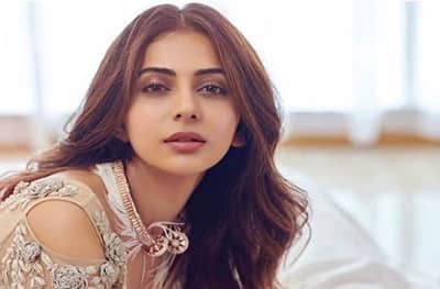 Rakul Preet Singh Live | होय, ड्रग्ज माझ्या घरात होते, एनसीबी चौकशी दरम्यान रकुल प्रीत सिंहची कबुली