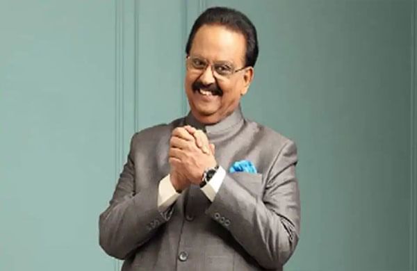 दाक्षिणात्य ‘रफी’ अशी ओळख मिळवणाऱ्या एसपींना बनायचे होते ‘इंजिनीअर’! दाक्षिणात्य ‘रफी’ अशी ओळख मिळवणाऱ्या एसपींना बनायचे होते ‘इंजिनीअर’!