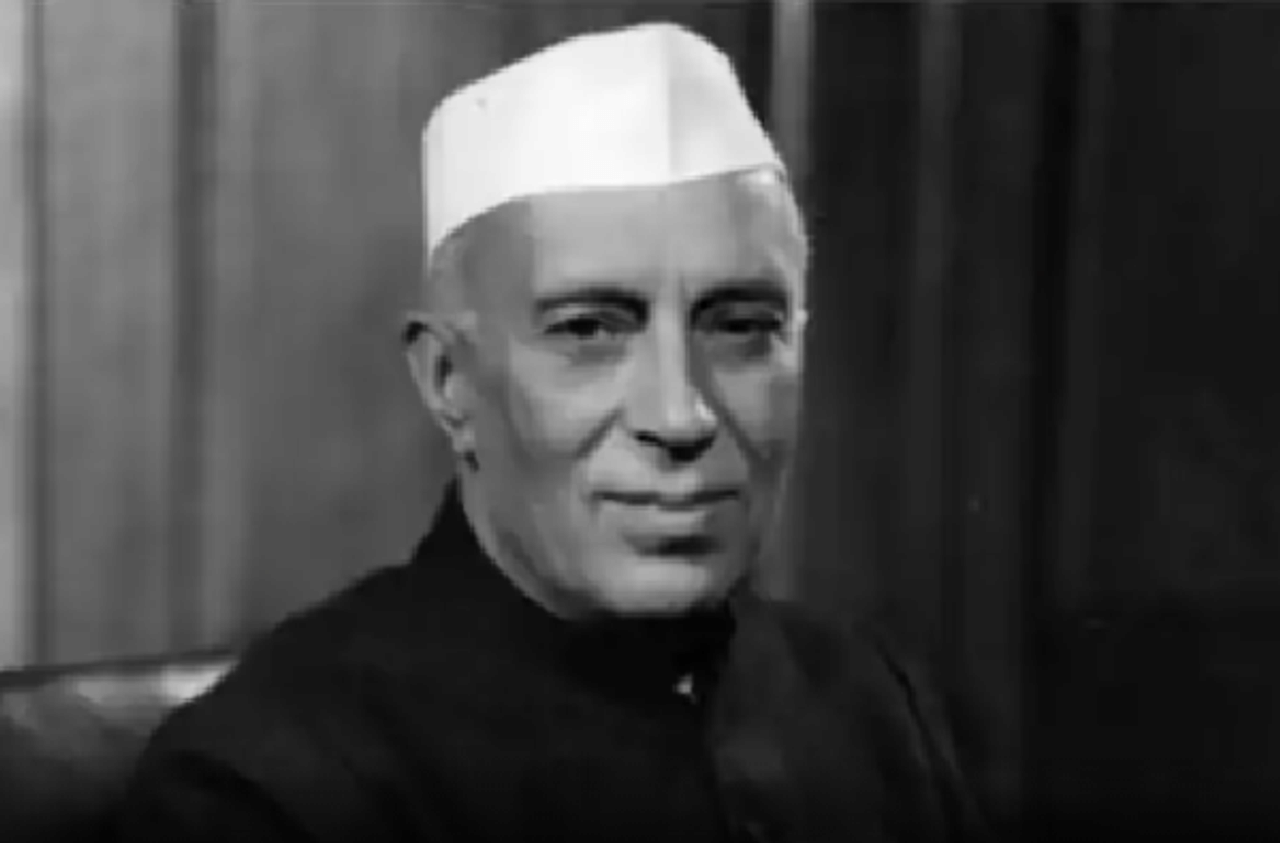 भारताचे पहिले पंतप्रधान जवाहरलाल नेहरु यांच्या जयंतीनिमित्त बालदिन का साजरा करतात?