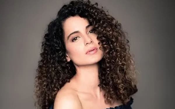 Kangana Ranaut | ‘तेजस’साठी कंगनाची ‘धाकड’ तयारी सुरू, सोशल मीडियावर वर्कआऊटचा व्हिडीओ शेअर!