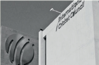 आयसीसीच्या मुख्यालयातील अनेक कर्मचाऱ्यांना कोरोनाची बाधा, आयपीएल स्पर्धेवर परिणाम ?