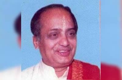 पंढरपुरात वासुदेव नारायण यांचं कोरोनामुळे निधन