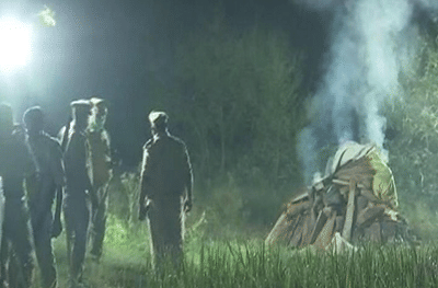 Hathras rape case | मुंबई पोलिसांना तपासासाठी यूपीला पाठवा, शिवसेनेची गृहमंत्र्यांकडे मागणी