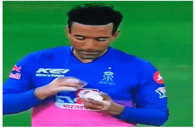 IPL 2020 KKR vs RR: रॉबिन उथप्पाकडून मोठी चूक, ICC च्या नियमांचं उल्लंघन, कारवाईची टांगती तलवार!