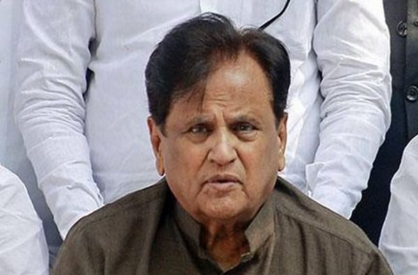 Ahmed Patel | काँग्रेसचे दिग्गज नेते अहमद पटेल आयसीयूमध्ये