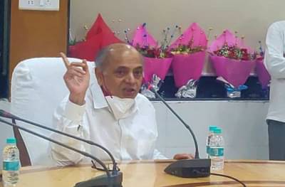 अदानी-अंबानी 21 व्या शतकातील इंग्रज, भाजप त्यांच्याच हातात देश देतोय : डॉ. गणेश देवी