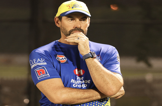 IPL 2020, CSK vs SRH : हैदराबादविरुद्धच्या सामन्यासाठी चेन्नईची तयारी, कोच स्टीफन फ्लेमिंगचा मास्टर प्लॅन
