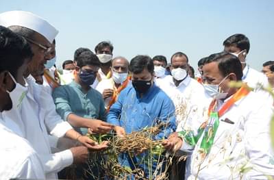 शेतकऱ्यांच्या परिस्थितीस ठाकरे सरकार जबाबदार; विरोधीपक्ष नेते प्रवीण दरेकर यांची टीका