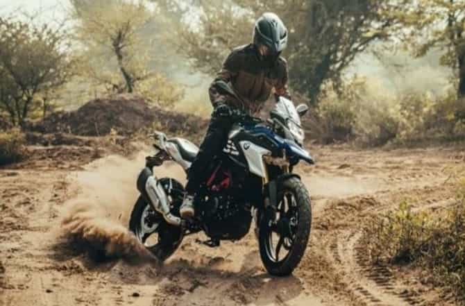 BMW ची शानदार बाईक लाँच होण्यास सज्ज, दमदार फिचर्समुळे रायडर्स प्रभावित