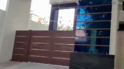 काँग्रेस नेते डीके शिवकुमार यांच्या 14 ठिकाणांवर सीबीआयचा छापा, 50 लाख रुपये जप्त