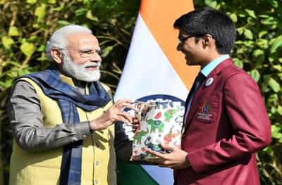 JEE Advanced 2020 Results | पंतप्रधानांचा पुणेकर मित्र चिराग फलोर जेईई अॅडव्हान्स परीक्षेत देशात अव्वल