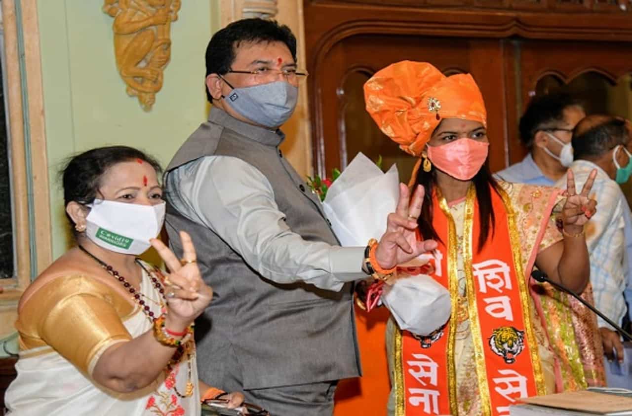 PHOTO | मुंबई महापालिकेत आवाज शिवसेनेचाच, समित्यांच्या निवडणुकांमध्ये भाजपला धोबीपछाड