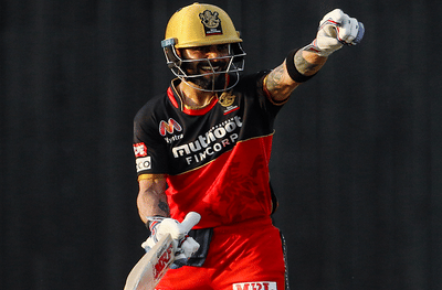 IPL 2020, RCB vs DC : विराटची विराट कामगिरी, ठरला पहिला भारतीय फलंदाज