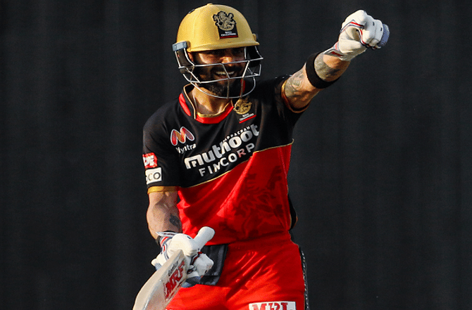 IPL 2020, RCB vs DC : विराटची विराट कामगिरी, ठरला पहिला भारतीय फलंदाज