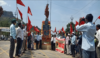 PHOTO | काजल अग्रवालची धमाकेदार ‘बॅचलर’ पार्टी, लाडक्या बहिणीसोबत धम्माल!