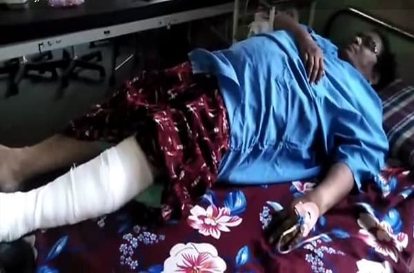 चिकन व्यवसायाच्या वादातून वयोवृद्ध महिलेला मारहाण, पोलीस कारवाई करत नाहीत, नातेवाईक पोलीस आयुक्तांच्या भेटीला