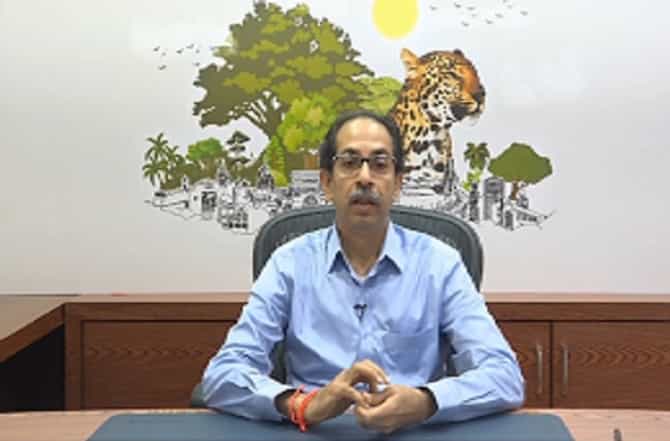मंदिरे सुरू करण्याचा निर्णय घाईघाईत घेणार नाही; मुख्यमंत्र्यांचा सबुरीचा मंत्र!
