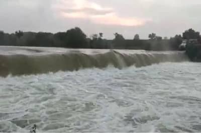 सोलापुरातील हिंगणी प्रकल्प ओव्हर फ्लो,  भोगावती नदीला पूर