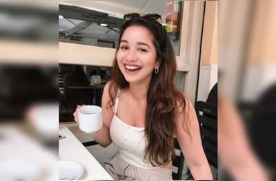 Sara Tendulkar Photos: सारा तेंडुलकर 23 वर्षांची झाली, तिच्याविषयीच्या काही महत्त्वाच्या गोष्टी