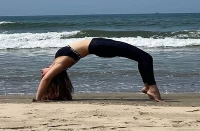 PHOTO : मराठी अभिनेत्रींचा योगायोग, अभिनयासह फिटनेसलाही प्राधान्य