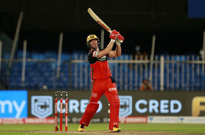 IPL 2020 | मिस्टर 360 एबी डीव्हिलियर्सची विक्रमाला गवसणी, ख्रिस गेलचा विक्रम मोडित