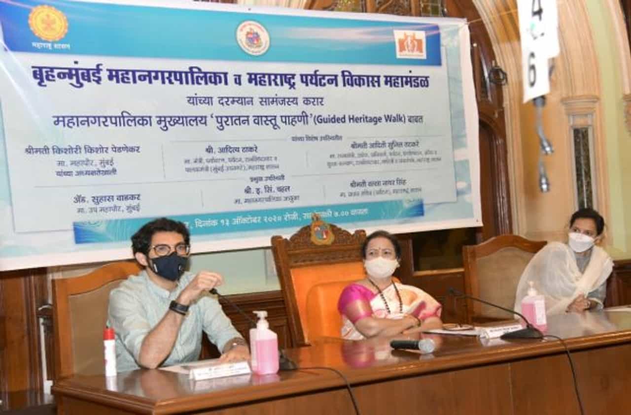 बीएमसीच्या महत्त्वाच्या कार्यक्रमाला निमंत्रण नाही, काँग्रेसच्या गोटातून प्रभाग समिती निवडणुकीत बहिष्काराचा विचार