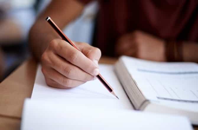 SSC-HSC Exam : दहावी-बारावीची परीक्षा एप्रिल आणि मेमध्ये घेण्याचा विचार : शिक्षणमंत्री वर्षा गायकवाड
