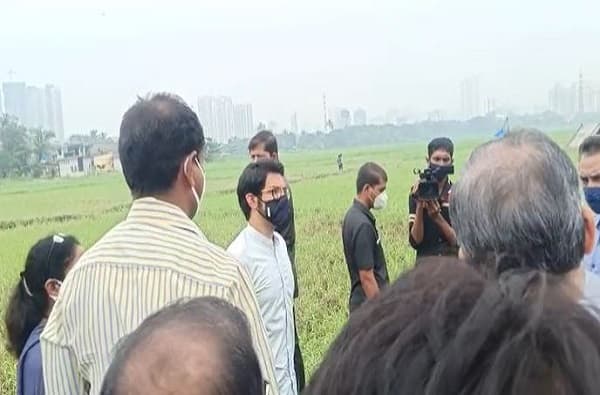 PHOTO : आदित्य ठाकरेंची सरप्राईज विजीट, थेट कांजूरमार्गमधील मेट्रो कारशेडच्या जागेची पाहणी