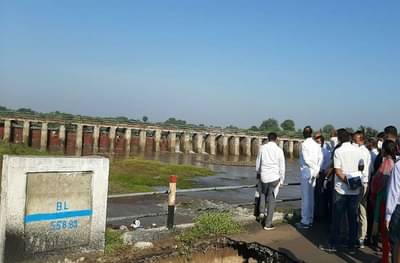 भल्या सकाळी अजित पवार मैदानात, बारामतीत नुकसानीची पाहणी, तातडीने पंचनाम्याचे आदेश