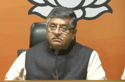 केंद्रीय मंत्र्याच्या हेलिकॉप्टर क्रॅशची चर्चा, रविशंकर प्रसाद म्हणतात...