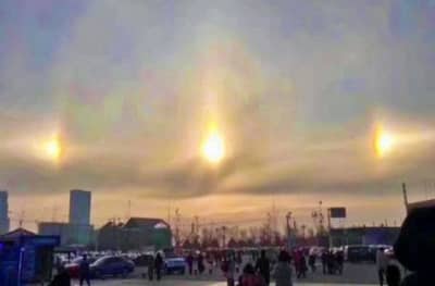 चीनमध्ये निसर्गाचं अचंबित करणारं रूप, एकाच वेळी 3 सूर्य दिसल्याने जगभरात चर्चा