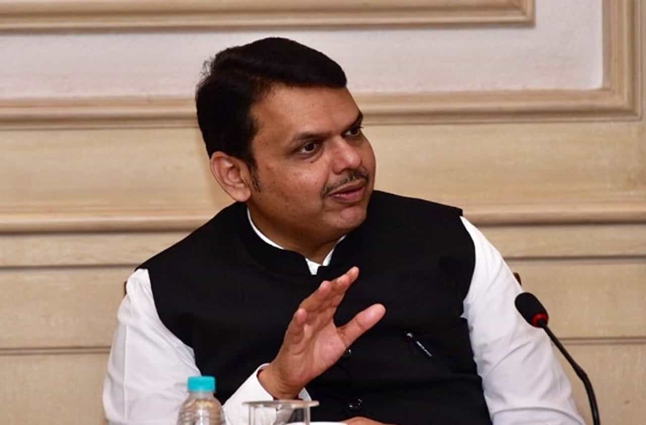 Bihar Election Result ! बिहार देवेंद्रजींनी आणले, महाराष्ट्रालाही फडणवीसच पाहिजे; नितेश राणेंचं ट्विट