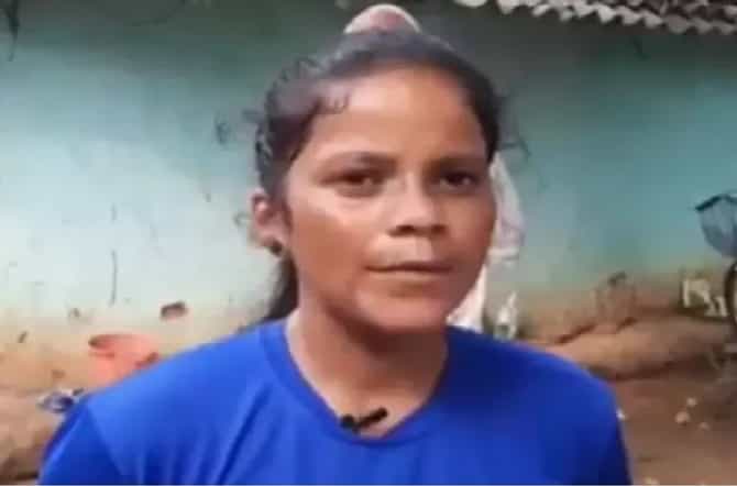 कराटेमध्ये पदक मिळविणाऱ्या विमला मुंडावर दारू विकण्याची वेळ