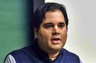 तुझ्या बापाचा नोकर नाही, रात्री 10 वाजता फोन करणाऱ्या मद्यतस्करावर वरुण गांधी भडकले