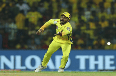 IPL 2020 | संथ खेळीमुळे केदार जाधव सोशल मीडियावर पुन्हा ट्रोल, मीम्सचा पाऊस