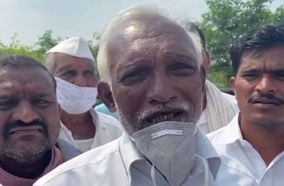 सायेब, आज तुम्ही मुख्यमंत्री असता तर काय तरी मदत झाली असती; अपसिंगाच्या शेतकऱ्याला फडणवीसांसमोर अश्रू अनावर