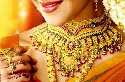 दिवाळीपर्यंत सोनं 65 हजारी, चांदीचा भावही 70 हजार पार