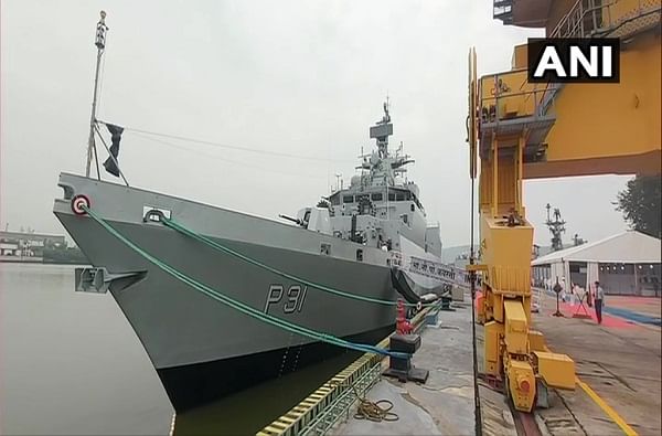 'आयएनएस कवरत्ती' प्रोजेक्ट-28 अंतर्गत पूर्णपणे भारतीय बनावटीची पानबुडी विरोधी युद्धनौका आहे. यापूर्वी अशाच प्रकारच्या तीन युद्धनौका भारतीय नौदलाच्या ताफ्यात दाखल झाल्या आहेत. 