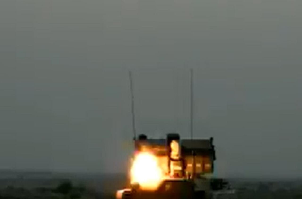 भारतीय अंतराळ संशोधन आणि विकास (DRDO) संस्थेकडून गुरुवारी 'नाग' Nag anti tank guided missile  या रणगाडाविरोधी क्षेपणास्त्राची यशस्वीरित्या चाचणी करण्यात आली. 
