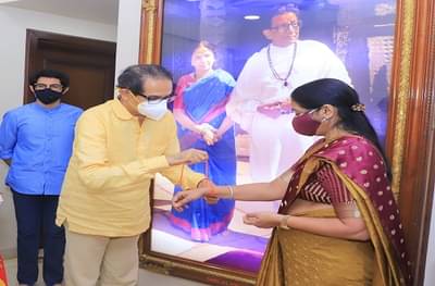 PHOTO : मिरा-भाईंदरच्या अपक्ष आमदार गीता जैन शिवबंधनात, मातोश्रीवर शिवसेना प्रवेश