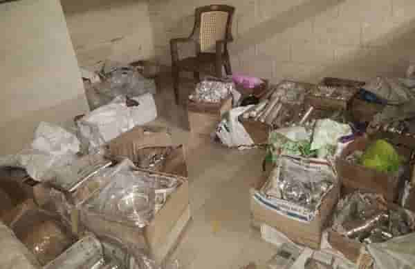 पुणे-बंगळुरु महामार्गावर खासगी बसमधून 3 कोटी 64 लाखांचे सोन्या-चांदीचे दागिने जप्त